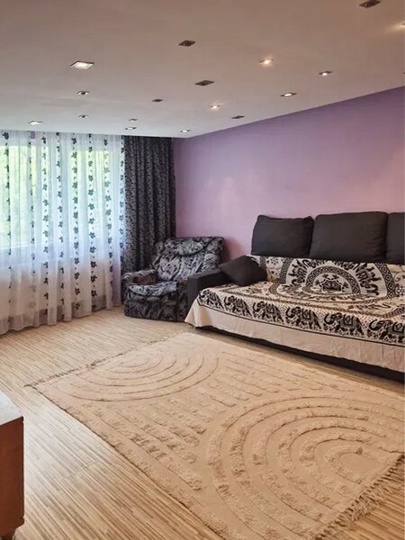 Brancoveanu - Izvorul Trotusului   3 Camere Decomandat - 500 EUR