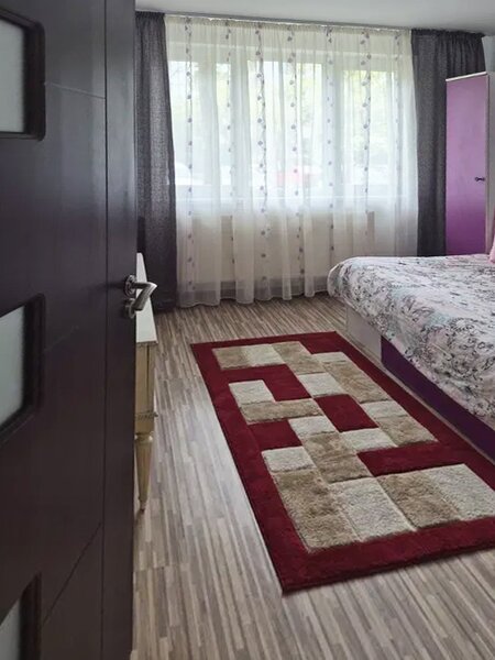 Brancoveanu - Izvorul Trotusului   3 Camere Decomandat - 500 EUR