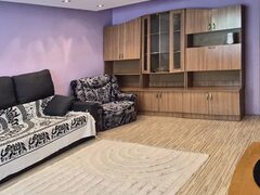 Brancoveanu - Izvorul Trotusului   3 Camere Decomandat - 500 EUR